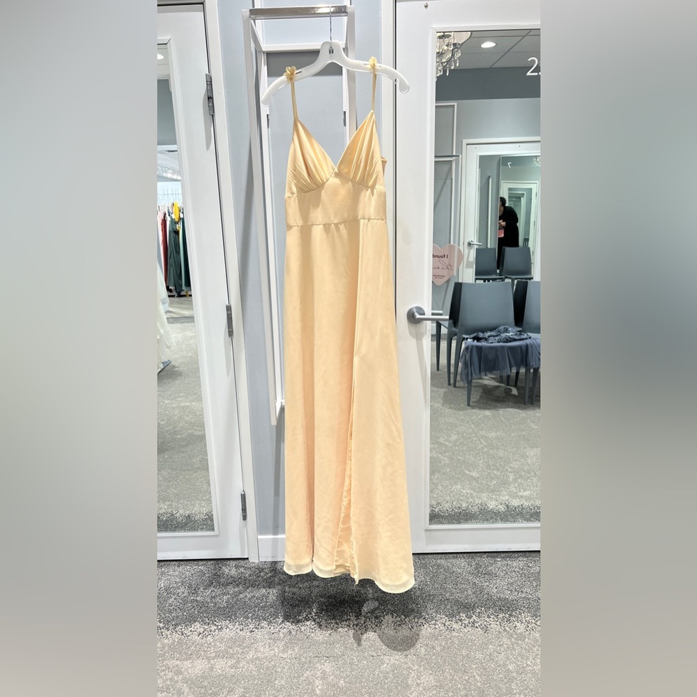 Elegant Yellow Maxi Dress